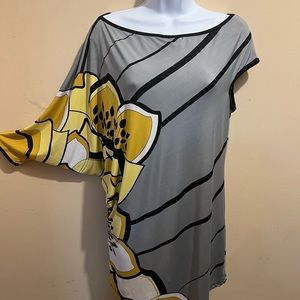 Yellow/gray/black, tunic top, large flower print, one dole man sleeve/short slv